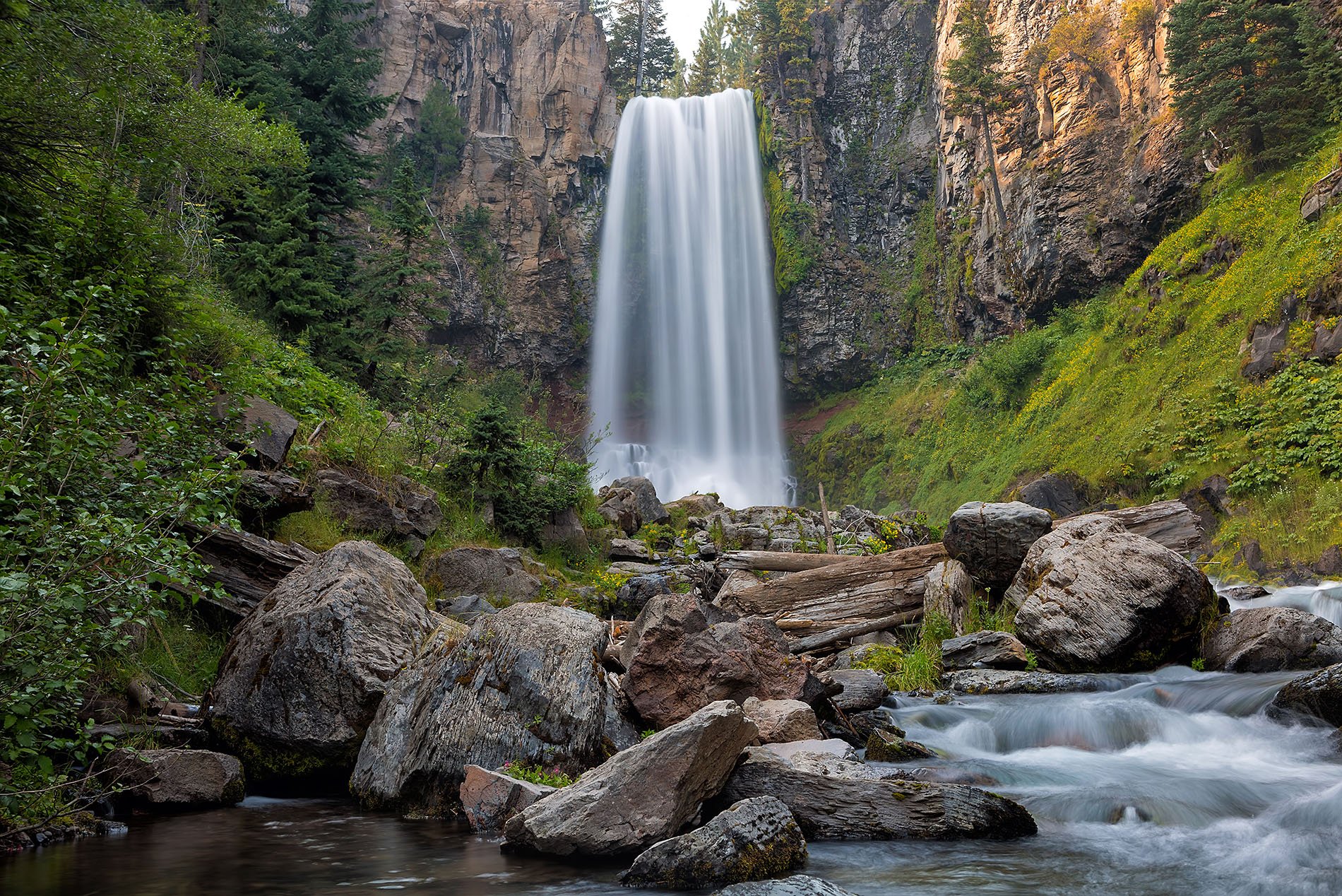 Tumalo Falls in Deschutes County - Central Oregon