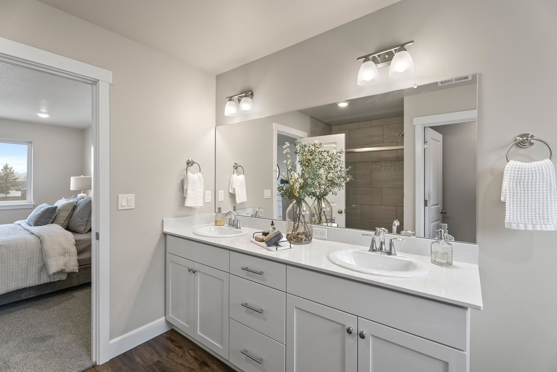 metolius-premier-bathroom